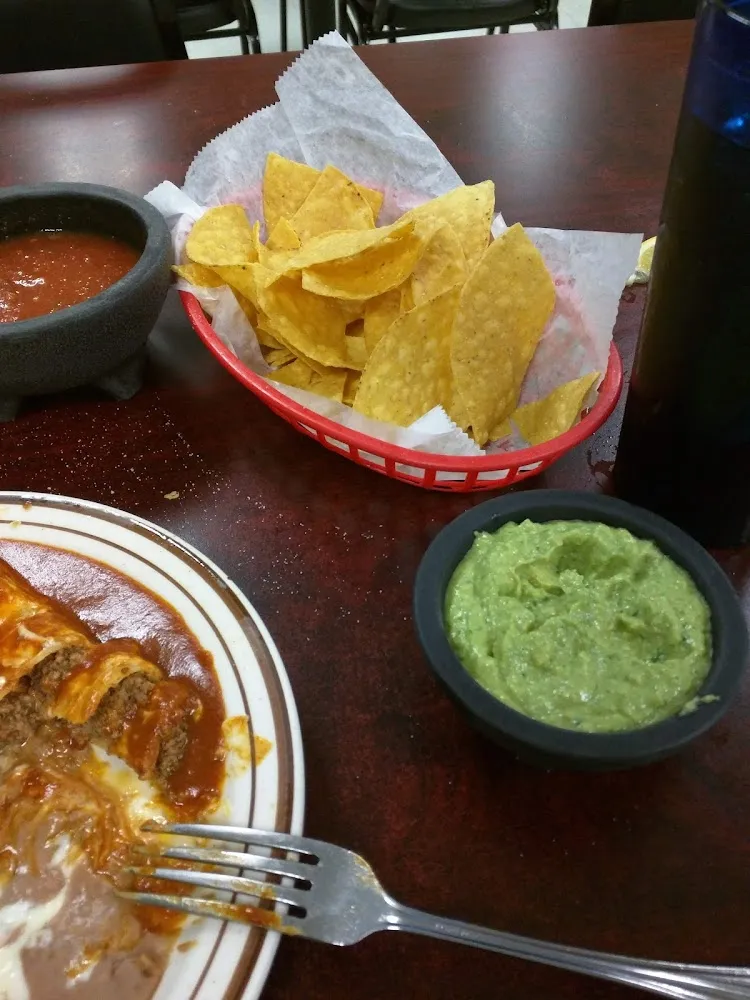 Beef Enchiladas Guacamole with Chips